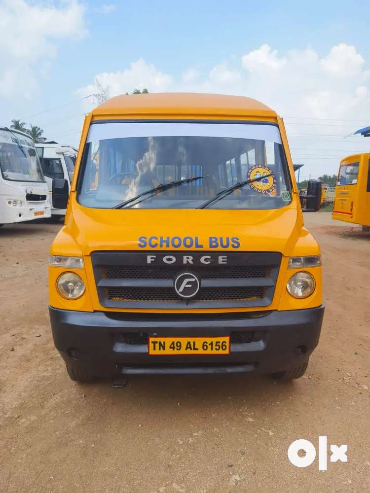 Tempo Traveller school bus