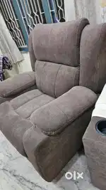 Recliner 360 degrees rotatable