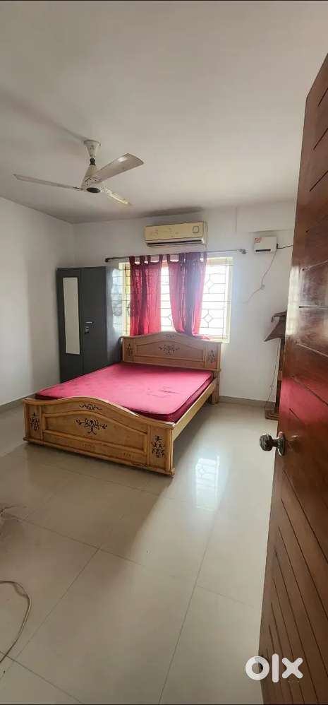 Flatmate needed for a 3bhk appartment