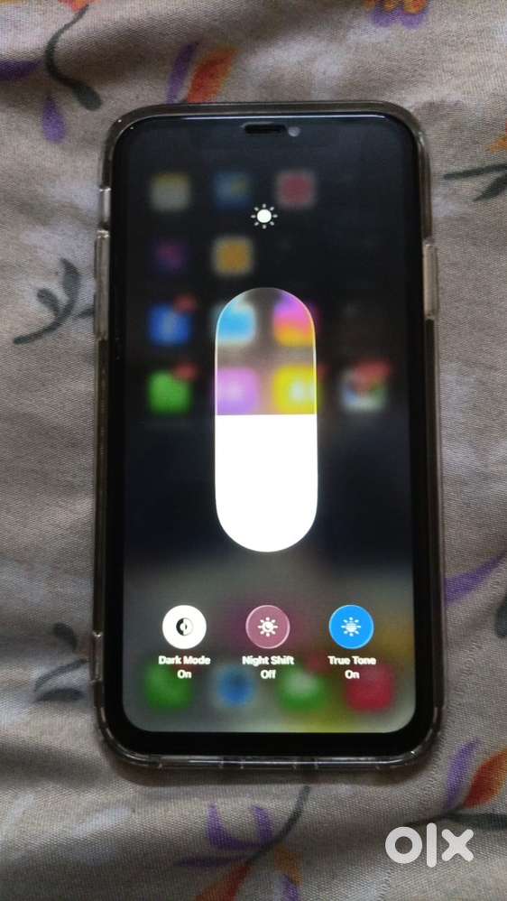 Iphone 11 yellow color