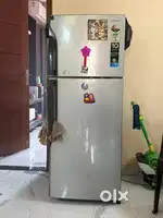 Samsung double door fridge- 255 ltrs