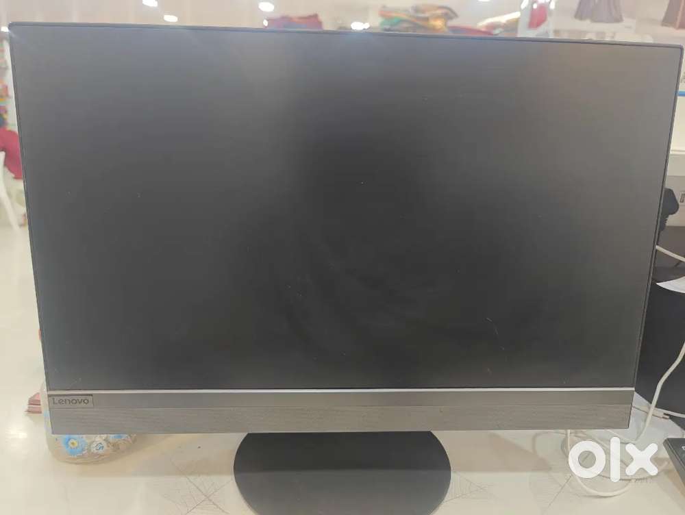 Lenovo all in one PC 23.5 screen good AIO intel i3 6th generation
