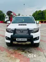 Toyota Fortuner Legender 2014 Diesel 90000 Km Driven