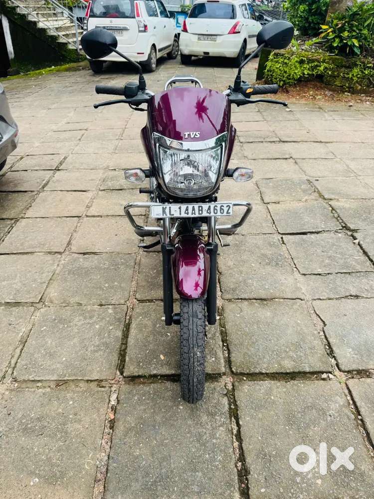TVS RADEON 2022 model single owner kilmtr 17200