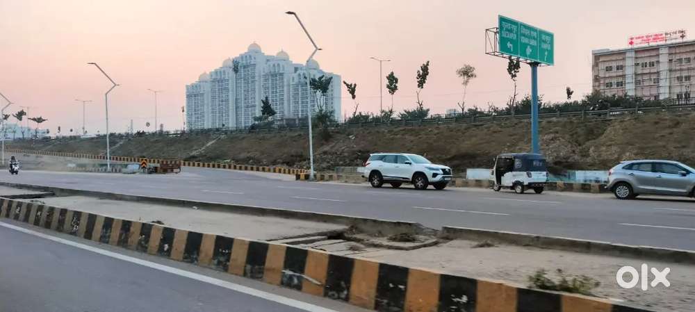 LDA अप्रूव्ड इकाना स्टेडियम  hcl आईटी सिटी के पास आवासीय प्लॉट