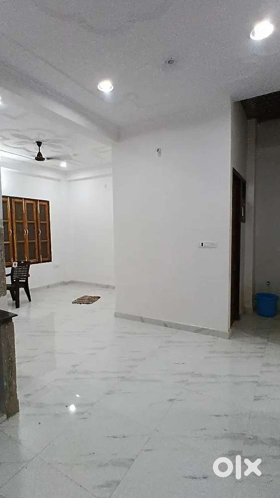 2bhk Independent Ground Floor portion at Jankipuram