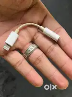 iPhone lighting cable 3.5mm jack headphone adaptor