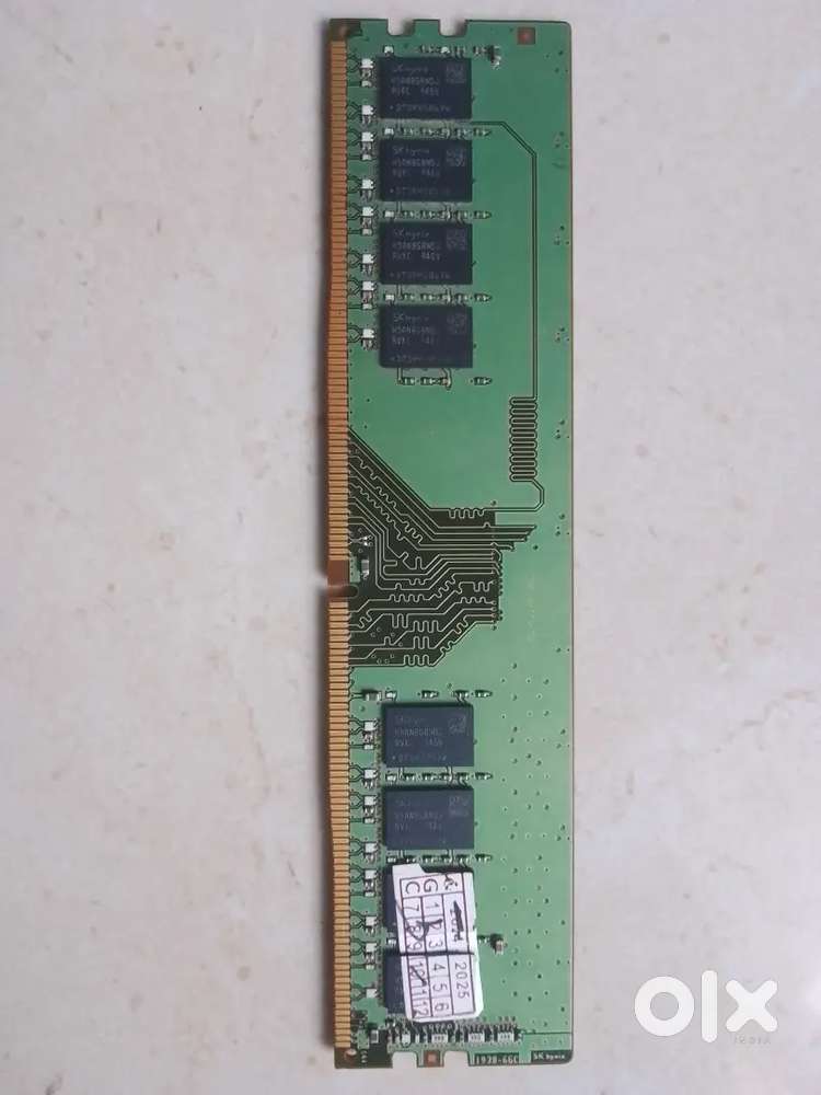 Sk hynix 8GB DDR4 2666MHz Desktop RAM – Like New