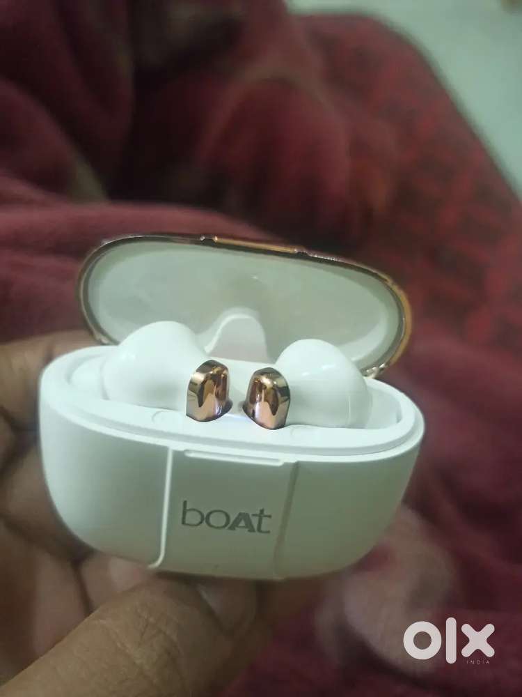 Boat ear buds