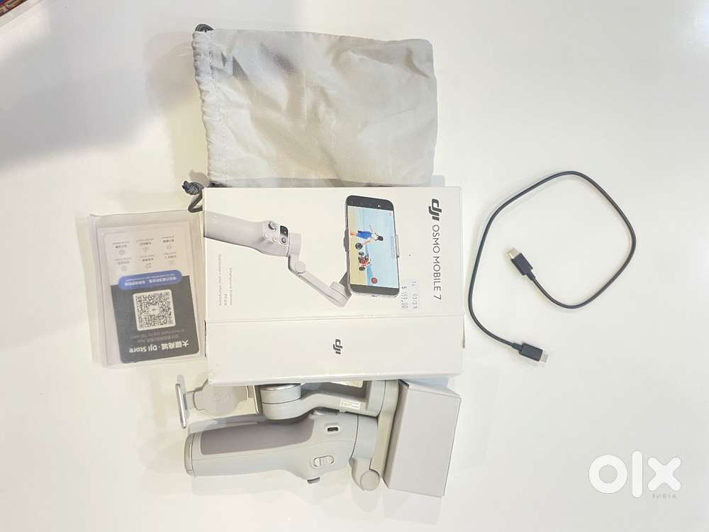 DJI Osmo Mobile 7 Gimbal – Like New  Perfect for Travel & Vlogging