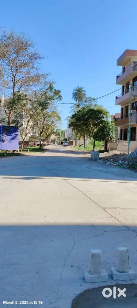 150 sqyd plot for sale