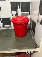 2 balti, 2 mug 2 dustbin , big cylender with g.ss