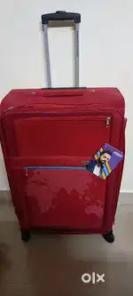 New American tourister trolley with tag and not a single use.
