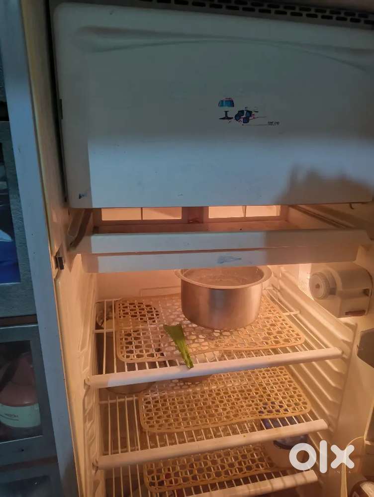 I want to sell my 240 litre whirlpool fridge in good working condition