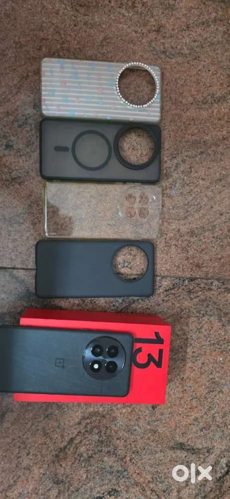 Oneplus 13 =12/256..4 month old ... purchase Sangeetha mobile on 6 jun