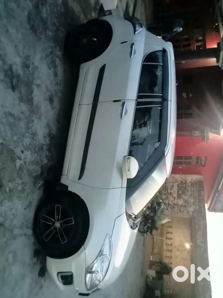Maruti Suzuki Swift 2014 Petrol 80000 Km Driven