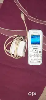 Samslung Guru FM Plus Dual sim,radio,torch+Charger