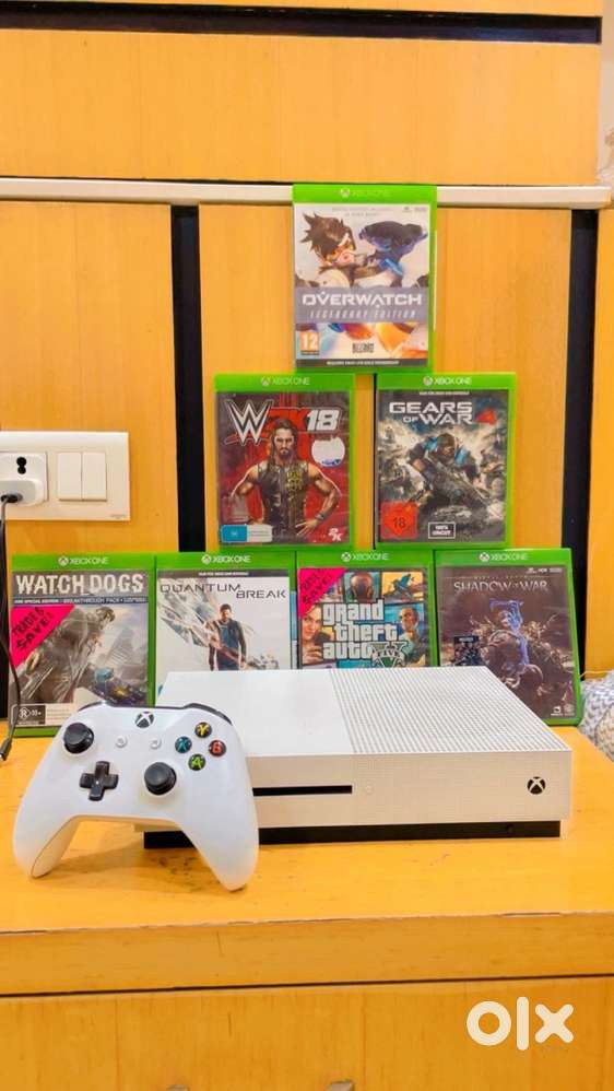 MICROSOFT Xbox One S