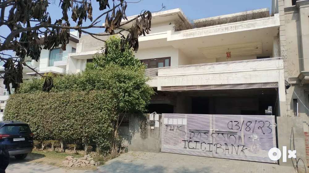 500 Gaj Koti/House at Shaheed Sukhdev Nagar (South City)