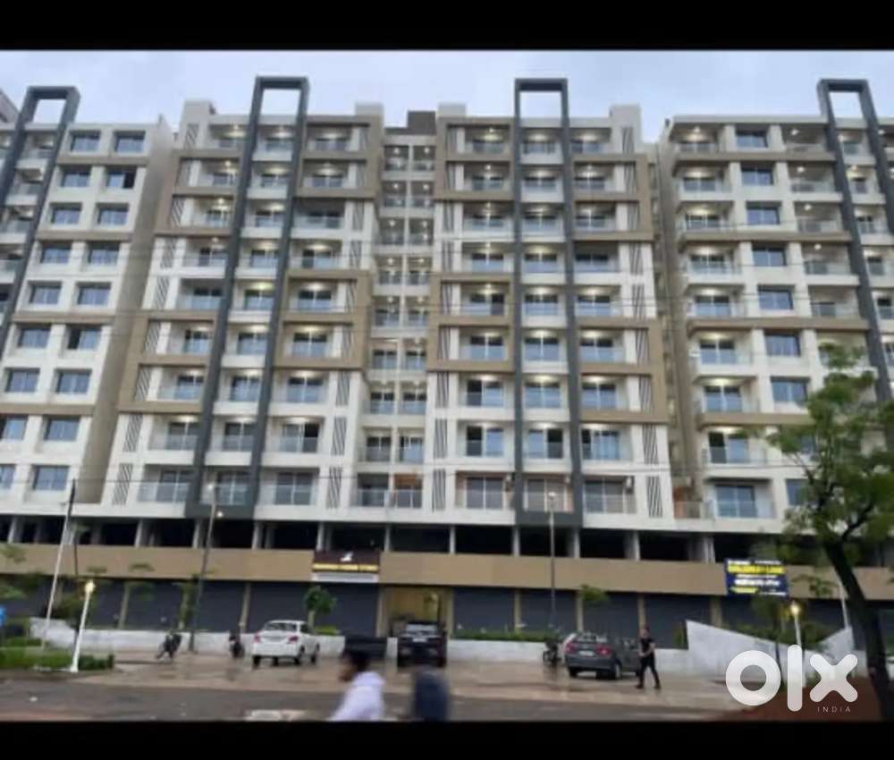 2BHK 997 Sq.ft Flat Road Facing Available For East 12