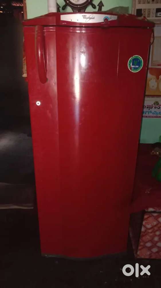 Whirlpool fridge Good condition