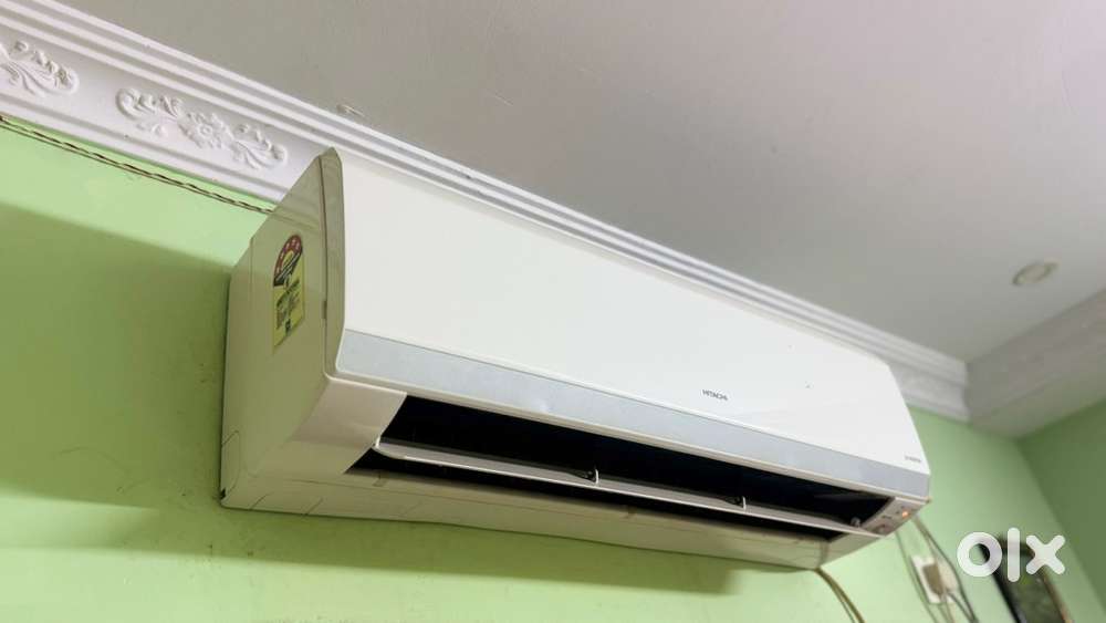 Hitachi 2 Acs 1.5 Ton