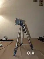 Tripod – Sturdy & Adjustable (Syvo Aluminium)