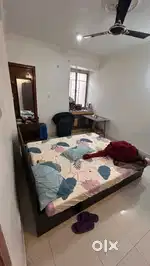2 bhk flat for rent for working females only