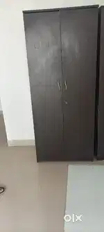 Saal Wooden Wardrobe – Set of 3 – New Condition!