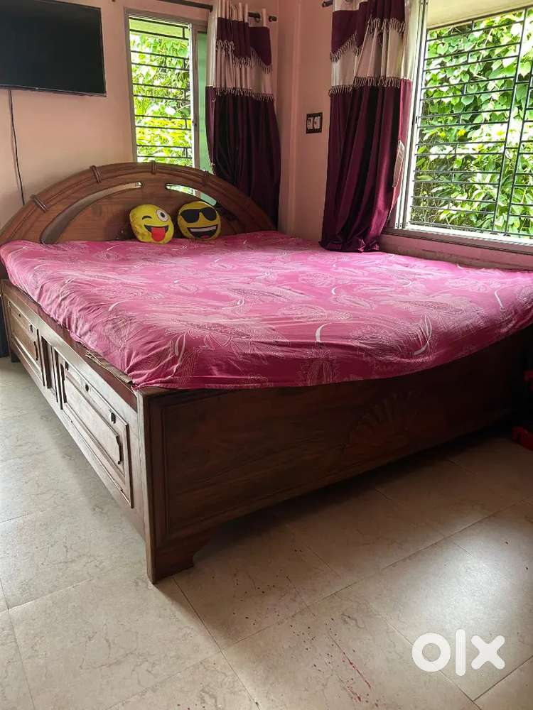 Beds dressing table and wardrobe