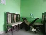 Dining table +4 chairs