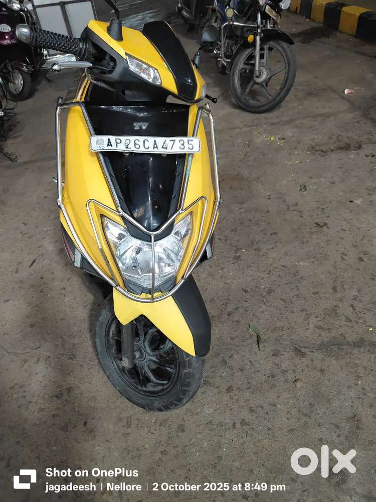 Good condition scooty