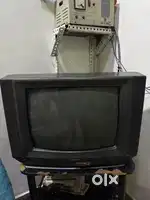 Old colour t’v in working condition and very good quality