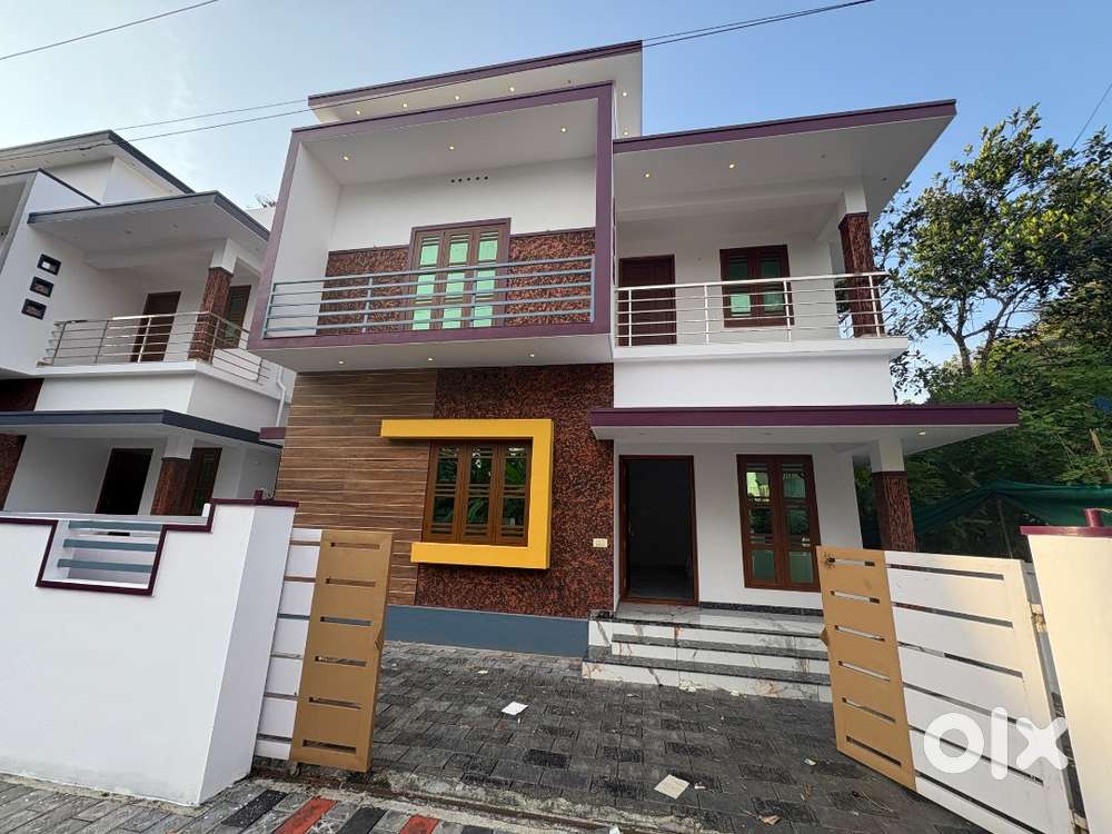 Newly constructed 4bhk house for sale in manakkappady
