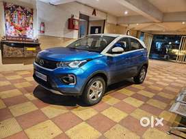 Tata Nexon 1.2 Revotron XMA AMT (S), 2019, Petrol