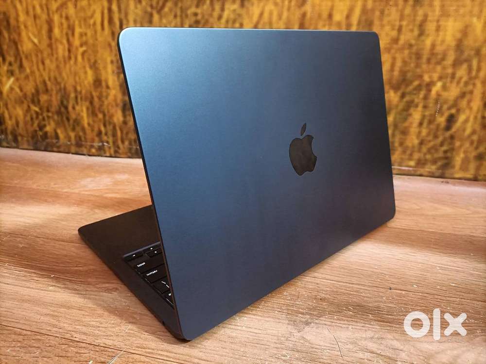 MAC BOOK AIR A2681 MODEL M2 CHIP PROCESSOR 13.3 BOX PIECE FULL KIT