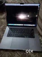 16inch macbook pro M1 16gb ram 512ssd