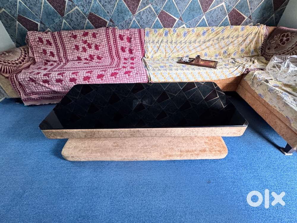 Big size Centre Table (T-Table) Brand New