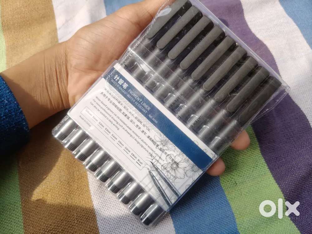 Pigment Liner sketch pens