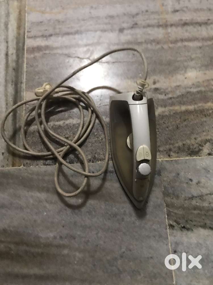 Steam iron