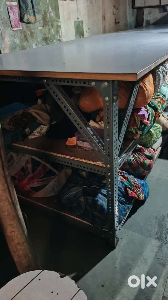 Textile Cutting Table