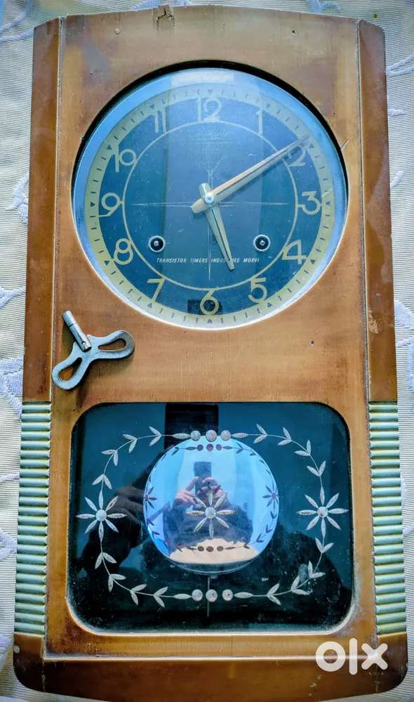 Antique Wall Clock – Nearly a Century Old with Key (Working)