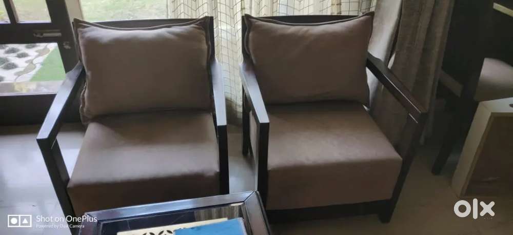 Single seater chairs