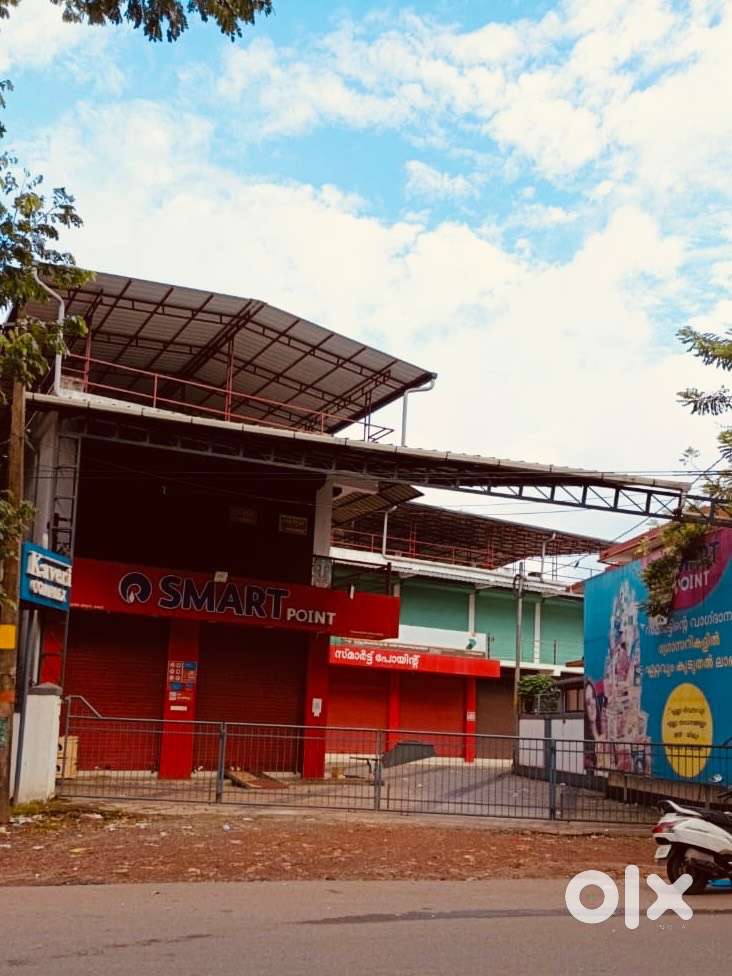 Commercial Complex for Retail chains