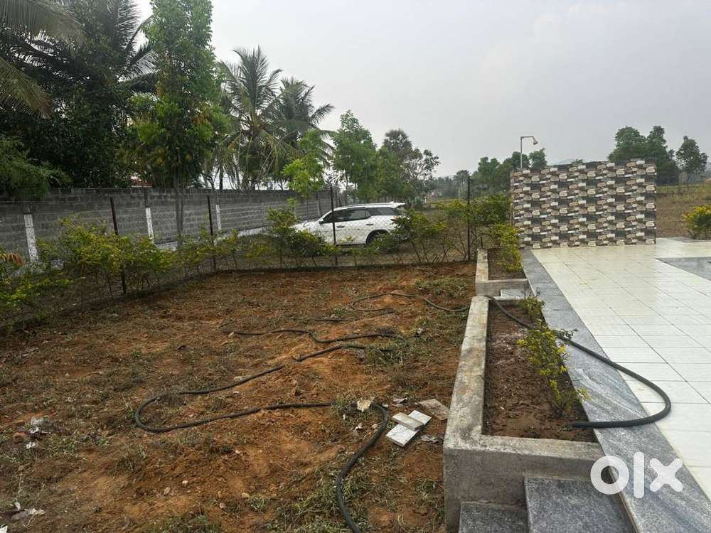 Land for sale in Girivalam Road, Vediyappanur