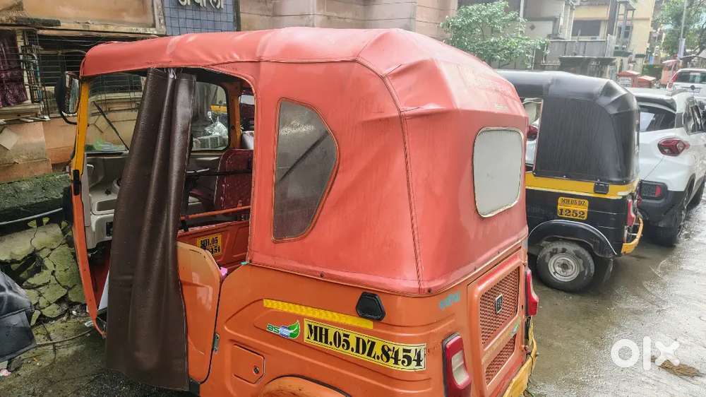 Selling Ledies Riksha with permit 4-stok All documents clear
