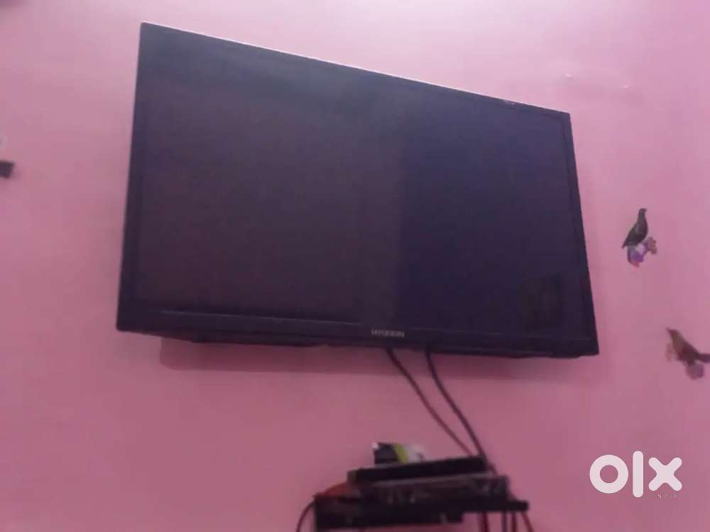 Hyundai limited Edition Tv 32' Sell