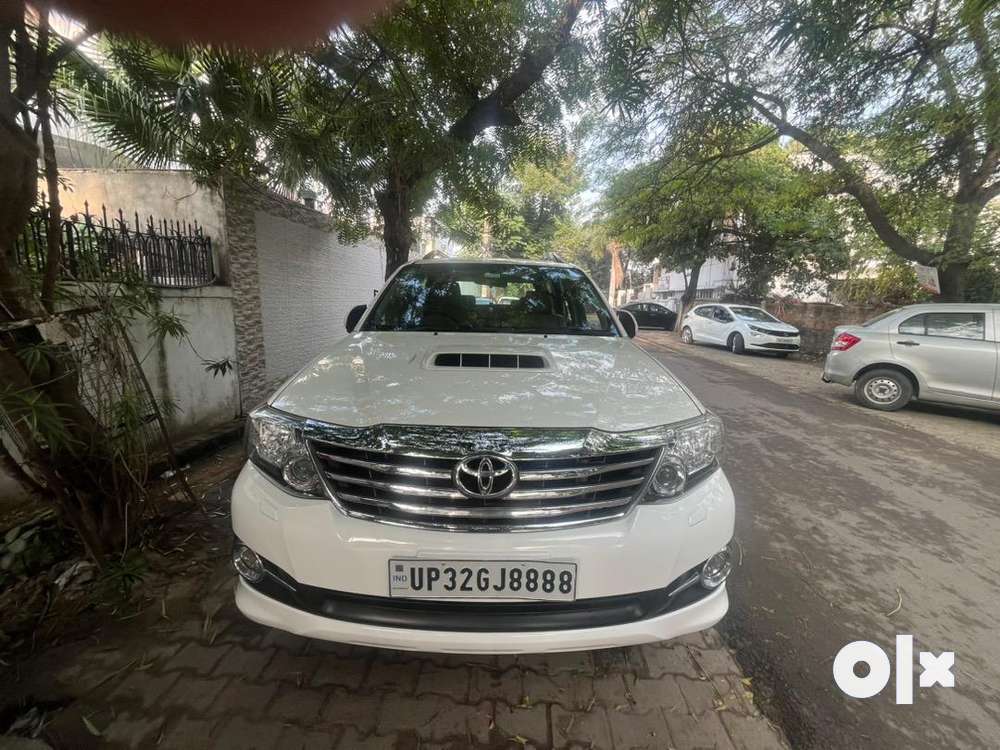 Fortuner 2015 Diesel Well Maintained,AUTOMATIC TRANSMISSION,VIP NUMBER