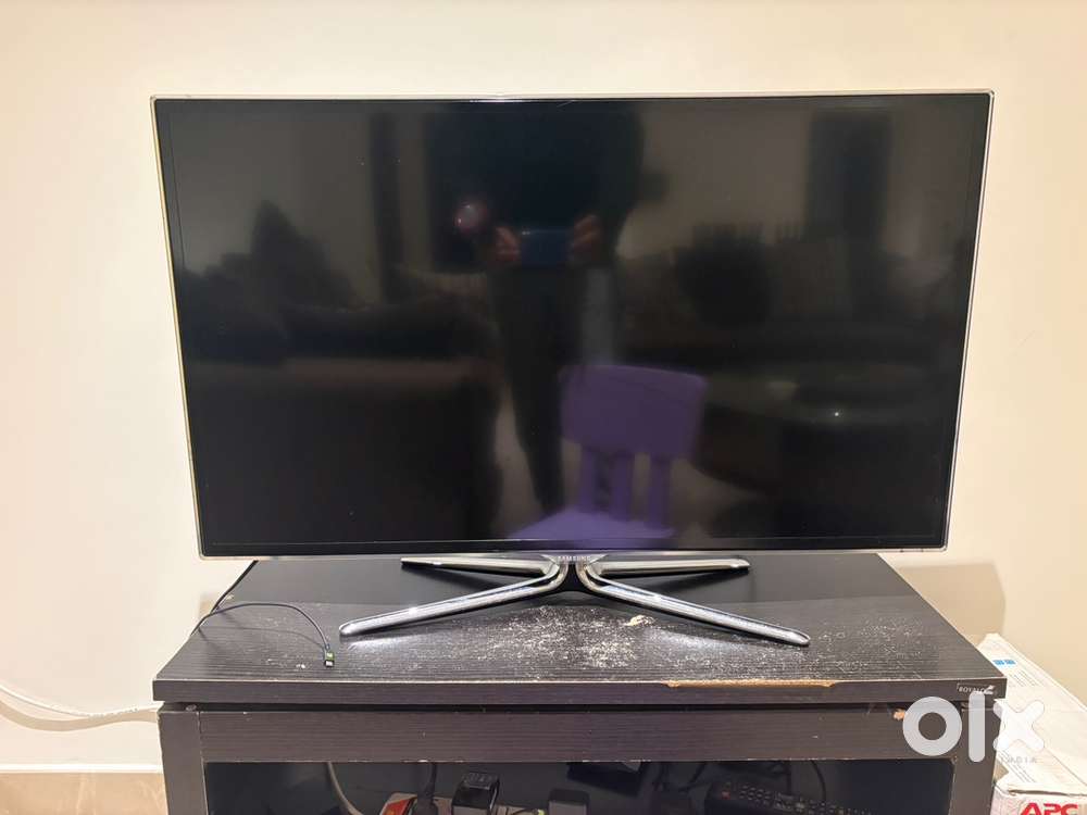 Non-working 40” led tv - samsung