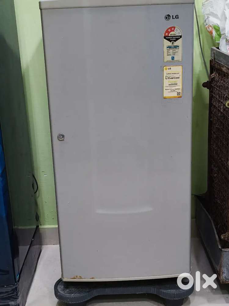 LG fridge in good condition